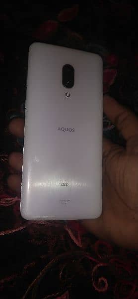 asalamu alaikum I'm selling my mobile aquas zero2 1