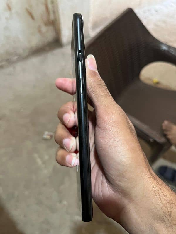 one plus 8 (5 G) 6