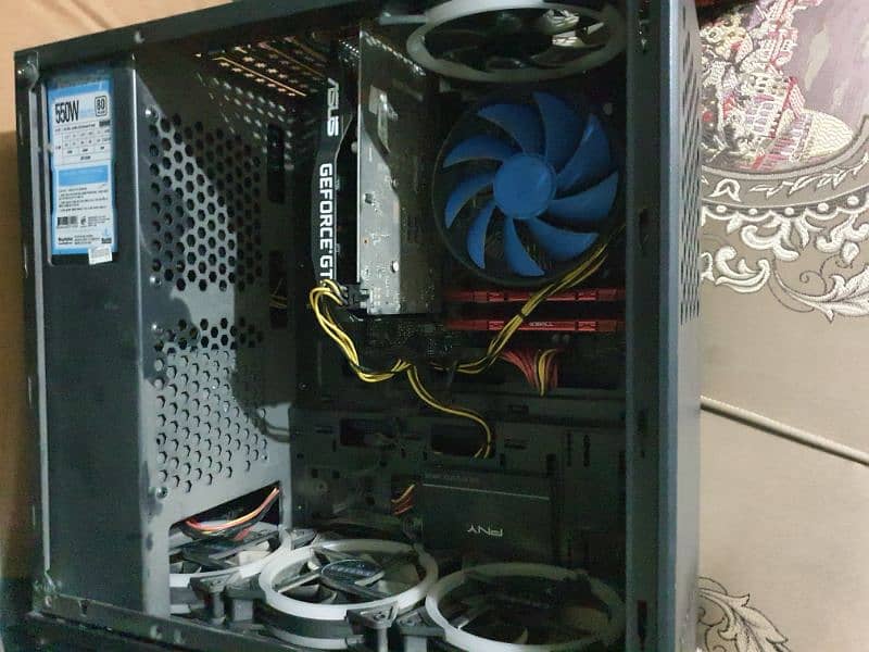 selling gaming pc negotiable price. more information below 3