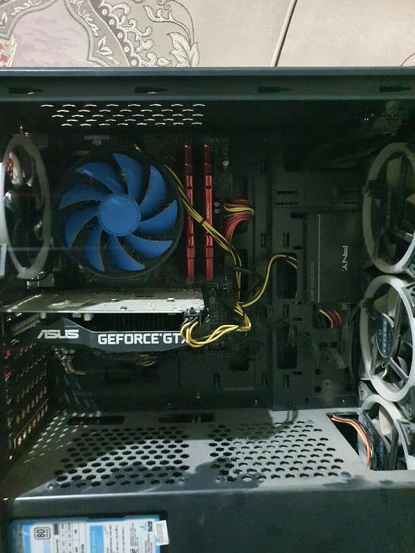 selling gaming pc negotiable price. more information below 4