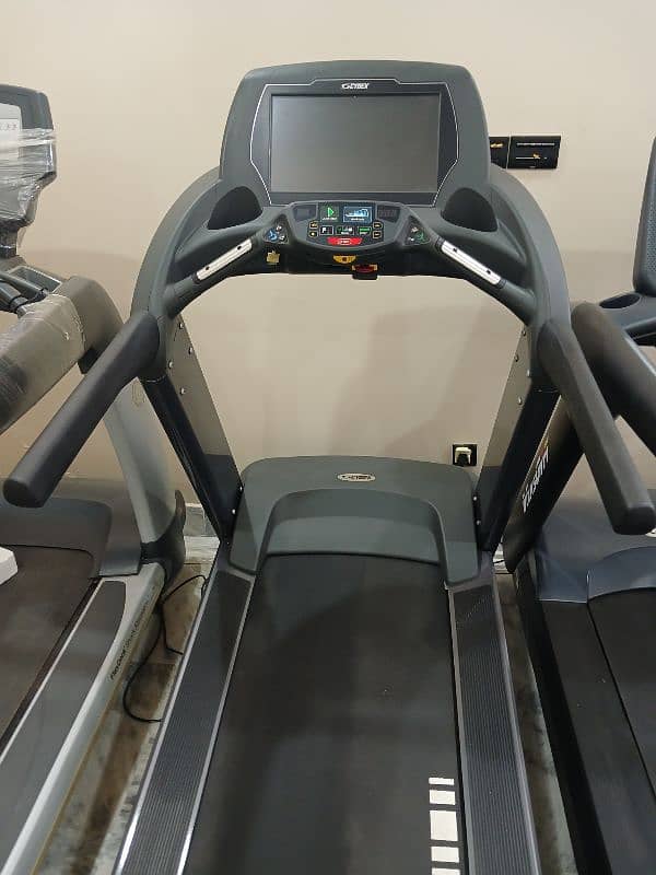 Commercial Treadmill 3