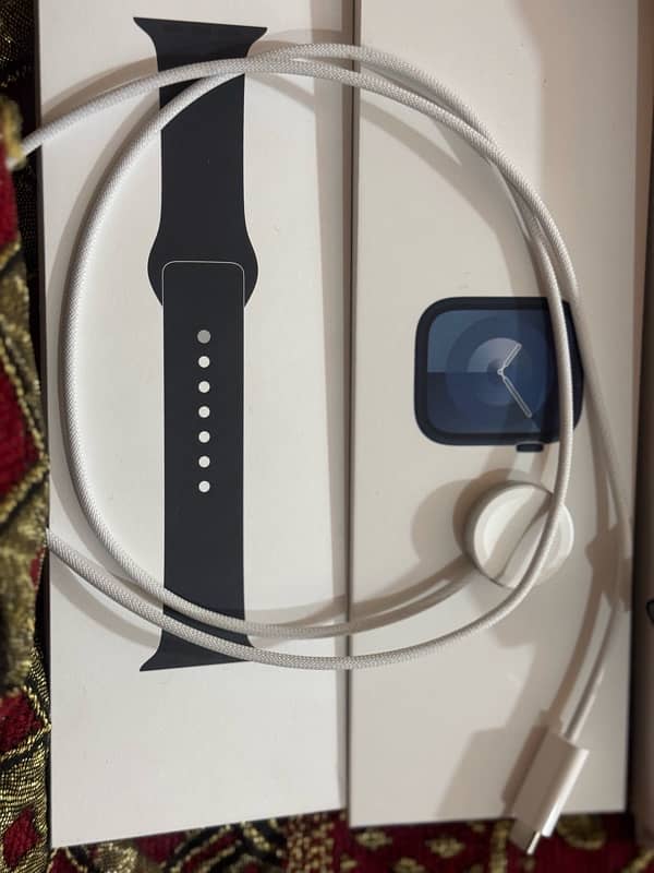 Apple Watch Series 9 GPS Aluminum 41mm 2