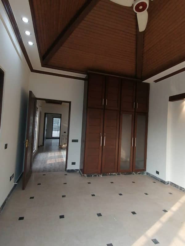 10 Marla non furnished house with actual pictures available for rent in DHA phase 05 block L 2