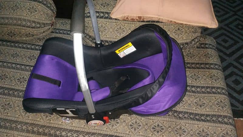 Brand new carry cot 0