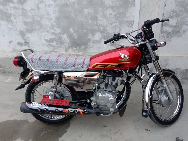 Honda 125 special edition 2022 paper 2023 1