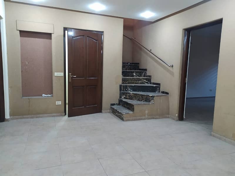 10 Maral Basement House For Sale In DHA Phase 8 Air Avenue Block N 9