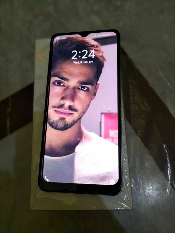 ViVo Y27. . 1