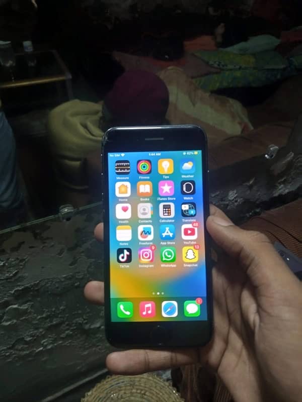 I phone 8 non pta factory unlock 64 GB 6