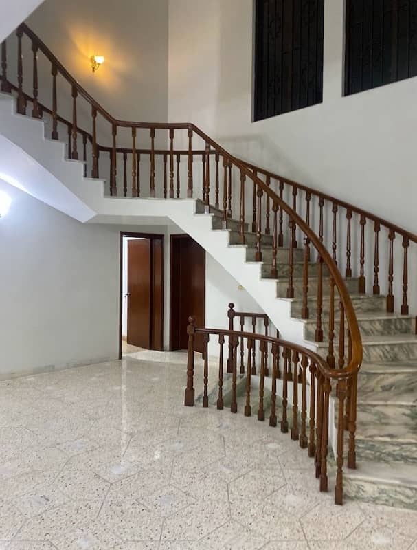 2 Kanal Full Basement Corner House For Sale In DHA Phase 3 Block Z 18