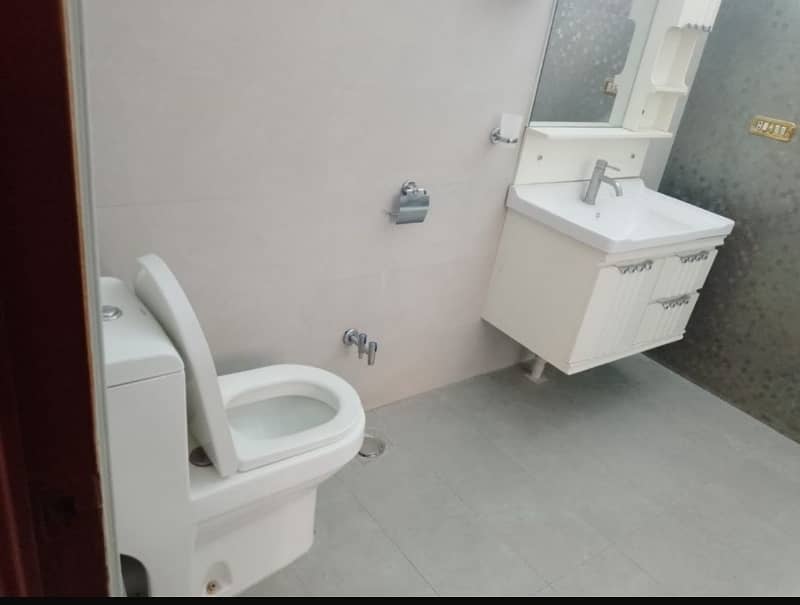 2 Kanal Full Basement Corner House For Sale In DHA Phase 3 Block Z 46