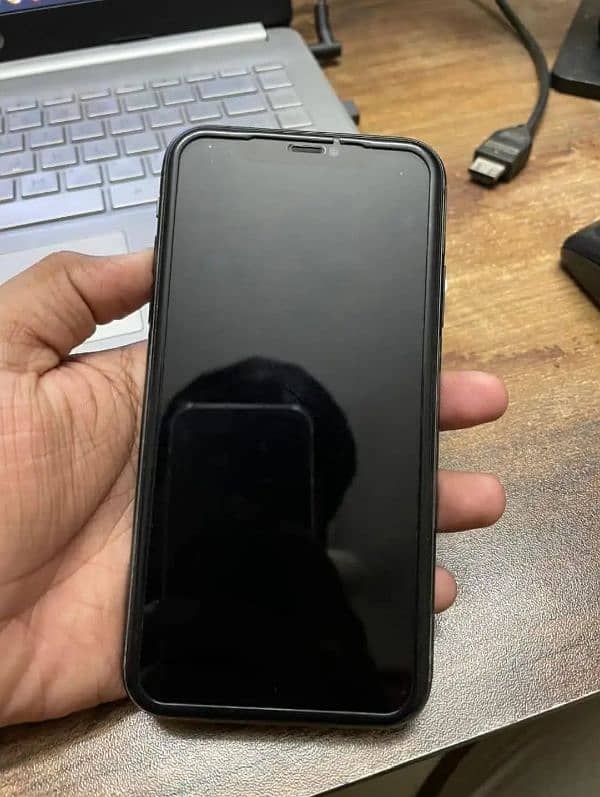 IPHONE 11 NON PTA J. V 2