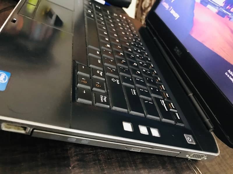 Dell windows 10 in 80% percent best condition without battery 5