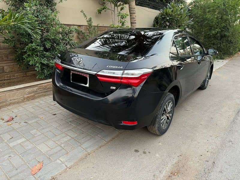 Toyota Corolla GLI 2018 Automatic 1 owner company maintained 4