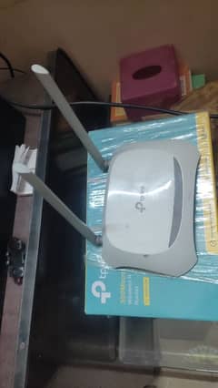 Tp-Link WR840N wifi Router Slightly Used