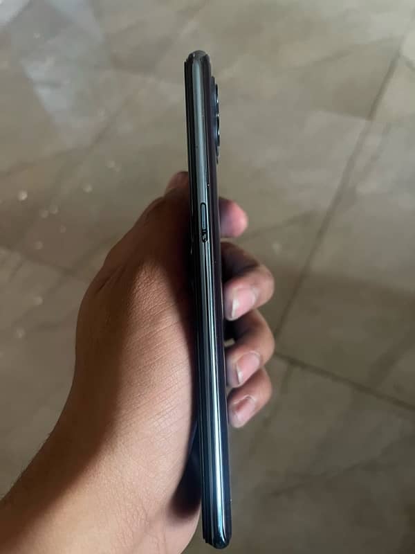 oppo f17 pro 10 by 9 condition 1