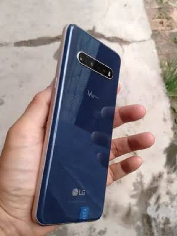 LG V60 8/128 1