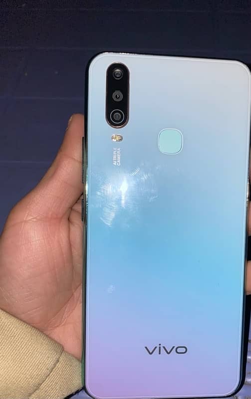 it’s a vivo Y 17 brand new 1