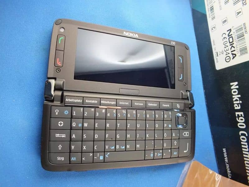 nokia e90 1