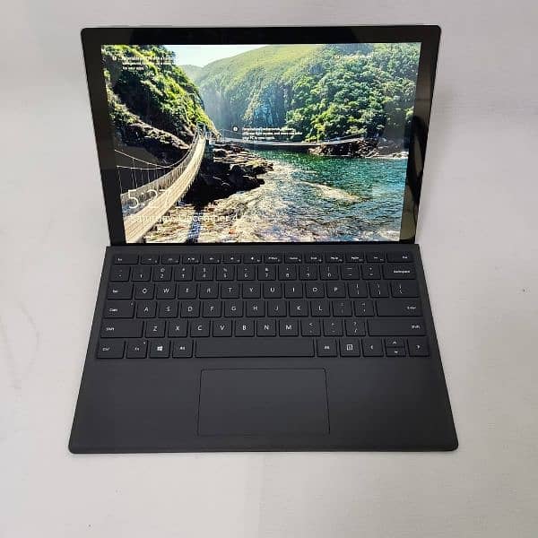 Surface Pro 5 ~ Core i5 7th Gen ~ 4gb 128gb 3