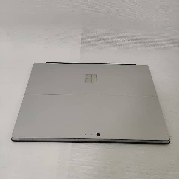 Surface Pro 5 ~ Core i5 7th Gen ~ 4gb 128gb 5