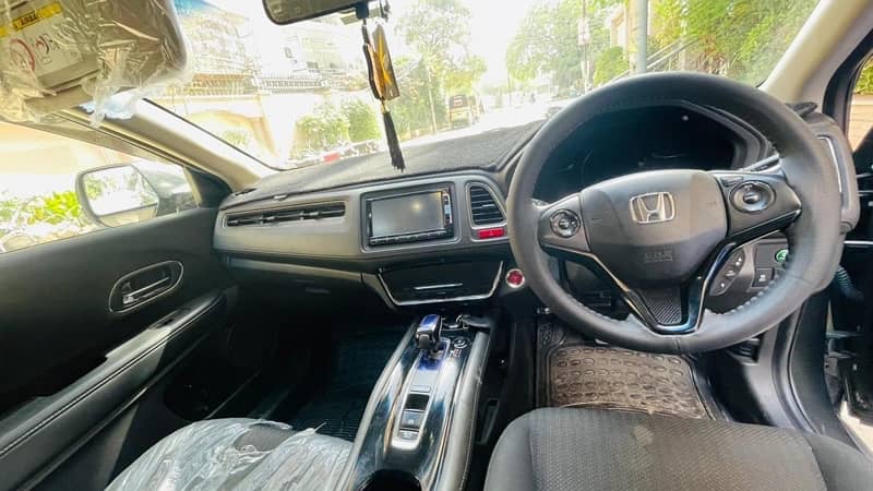 Honda Vezel 2015 1