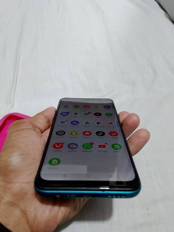 Realme 5i with box, 4/65 , 10/10 condition urgent sell 3