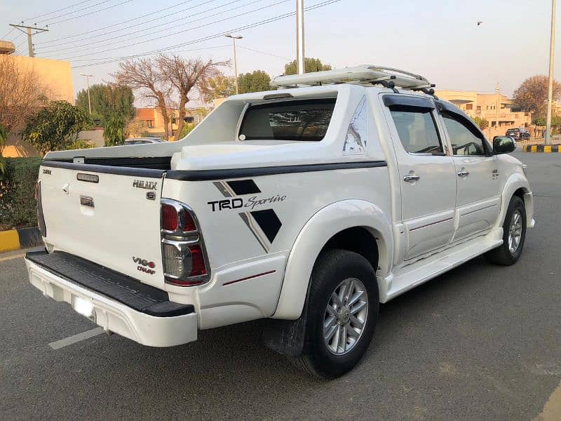 Toyota Hilux 2012 5