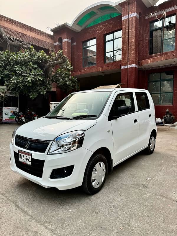 Suzuki Wagon R 2022 1