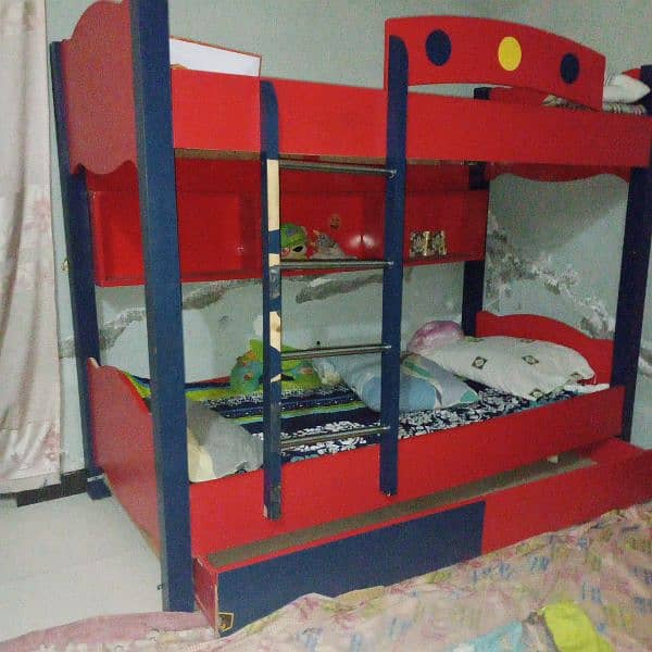 kids triple bunk bed neat n clean condition 0