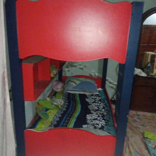 kids triple bunk bed neat n clean condition 8