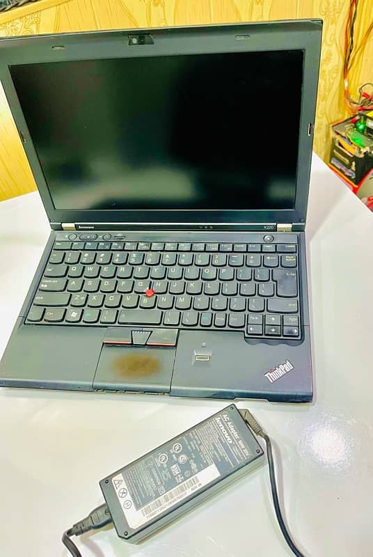 Lenovo ThinkPad X220  i7 2nd generation, 4 GB Ram ,500 GB Hard Drive. 5