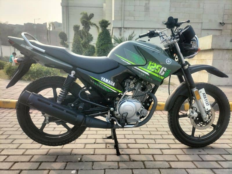 YAMAHA YBR G 2023 0