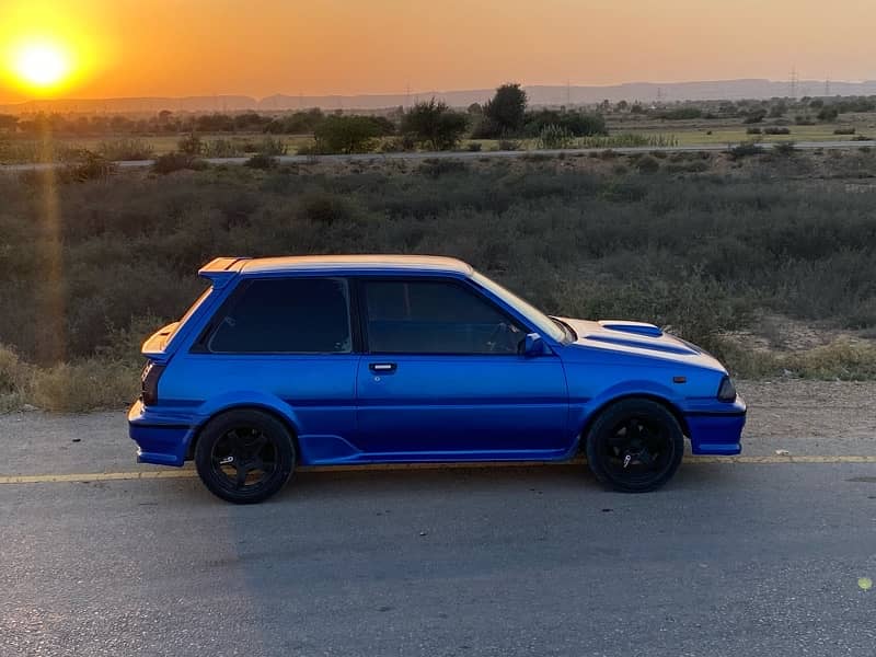 Toyota Starlet 1987 5