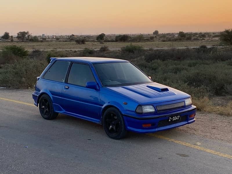 Toyota Starlet 1987 7