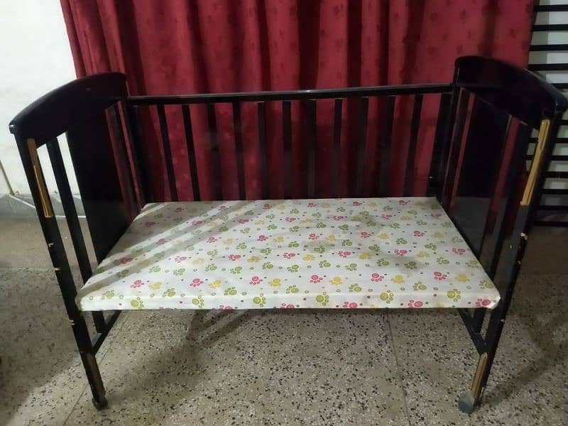 kids baby cot 1