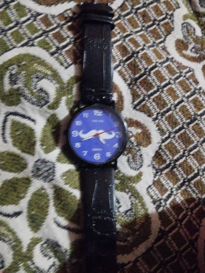 Branded watch 0