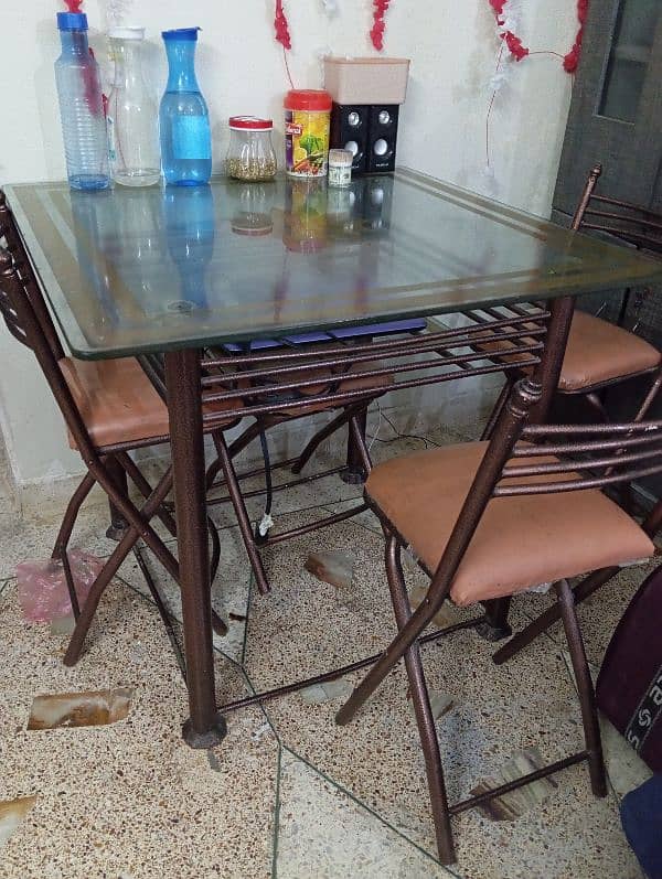 selling steel dining table 3