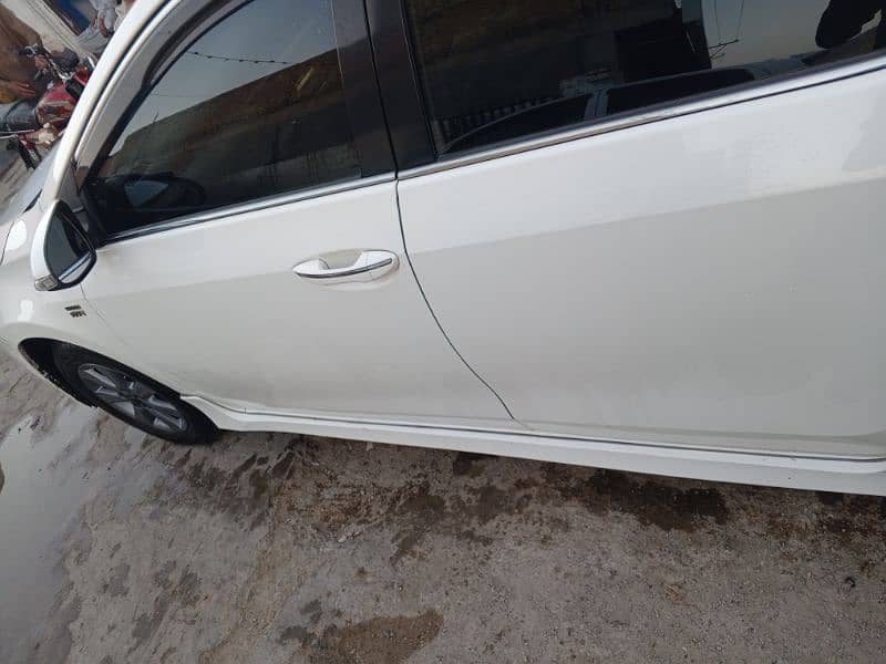 Toyota Altis Grande 2015 9