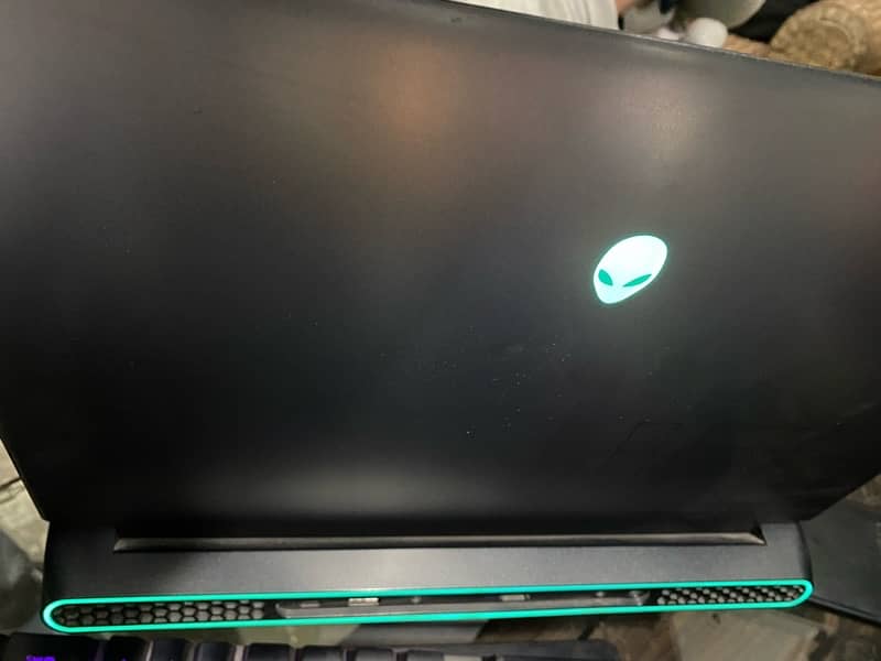 Dell Alienware m15r7 4