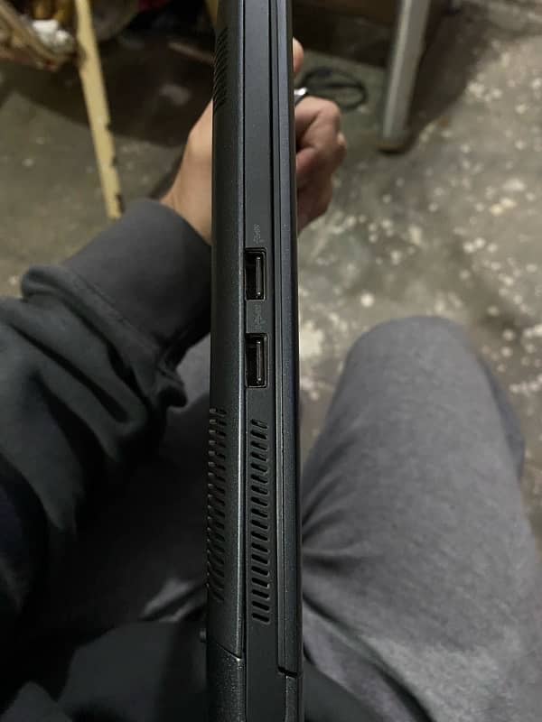 Dell Alienware m15r7 7