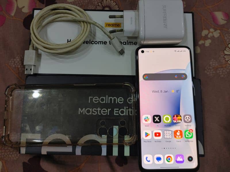 Realme GT Master Edition 0