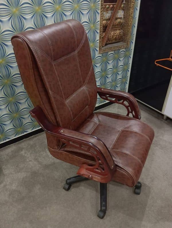 executive chair 2