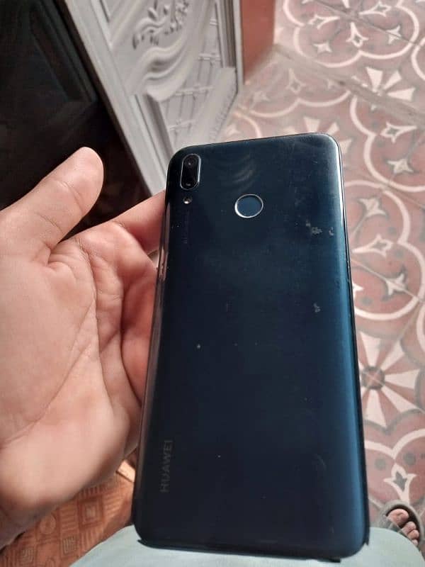 Huawei y9 2019 3