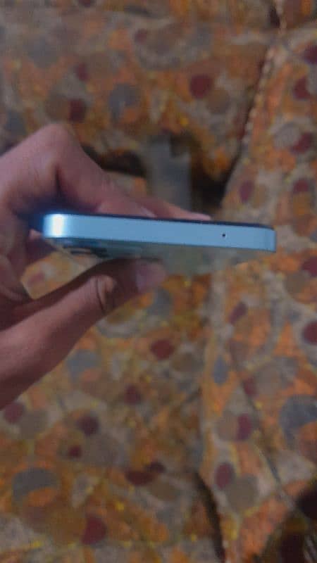 03479938543 10/10 condition only 1 month used 3Gb Ram and 64 Gb memory 2