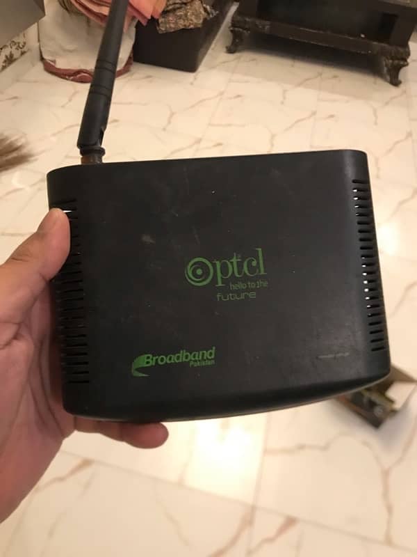 Ptcl modem Wi-Fi router 1