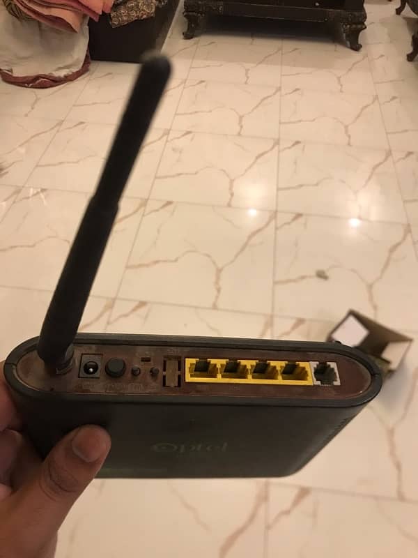 Ptcl modem Wi-Fi router 2