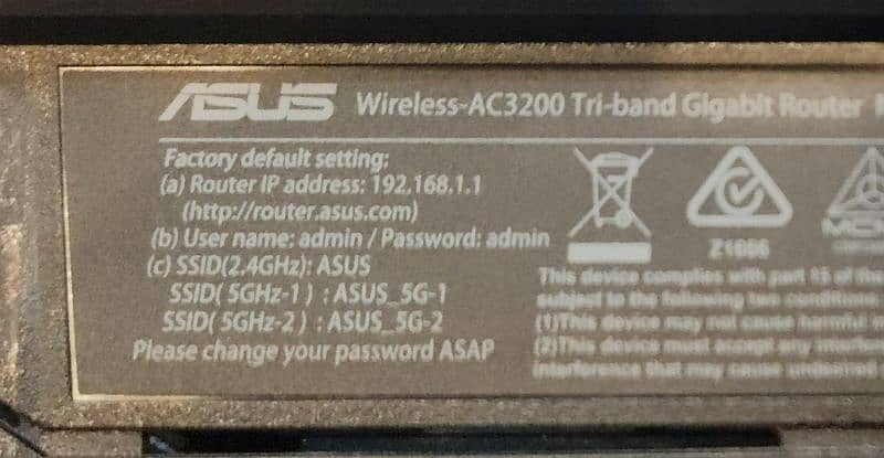 Asus Gamming AC3200 TRIBAND GIGABIT WIFI ROUTER 1