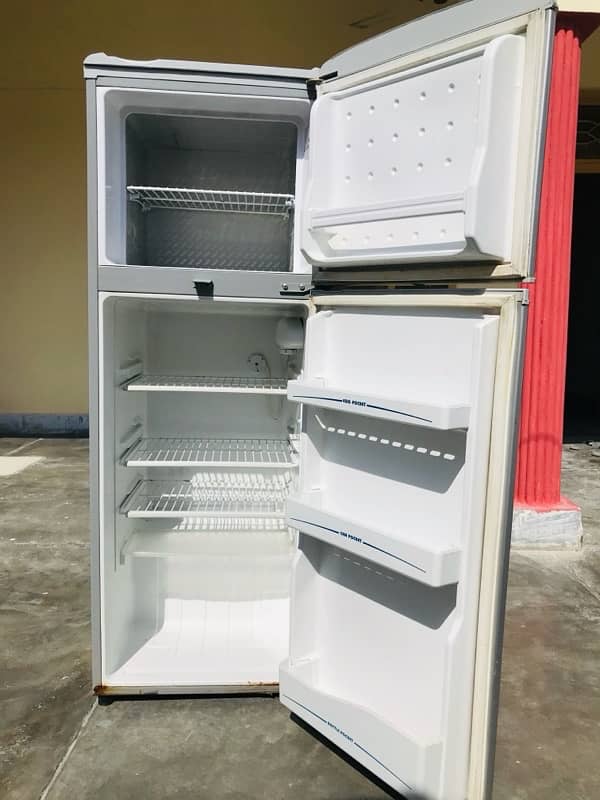 Haier Refrigerator HRF-195 3