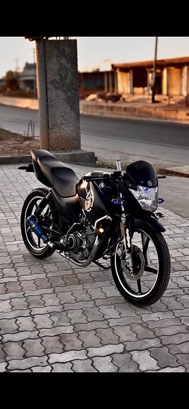 YAMAHA YBR 125 5