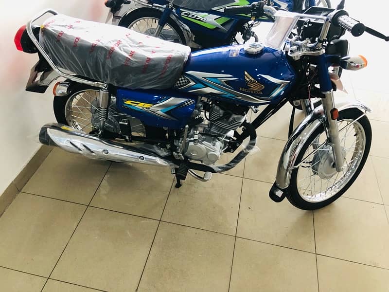 HONDA CG 125 NEW 2025 5